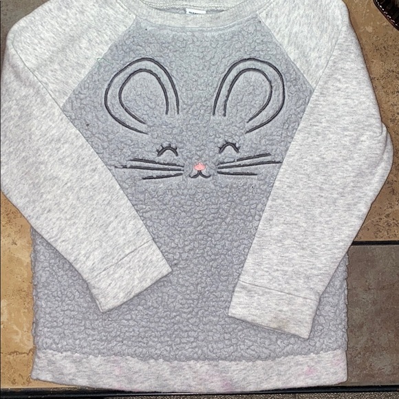 old navy fuzzy sweatshirt